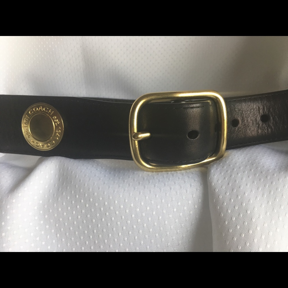 Coach Women’s Leather Belt